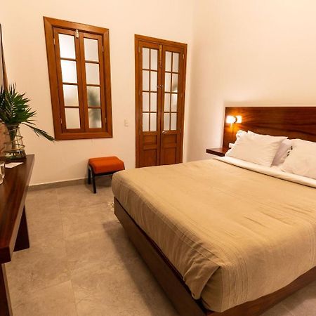 Plaza Chapala Hotel Eksteriør bilde